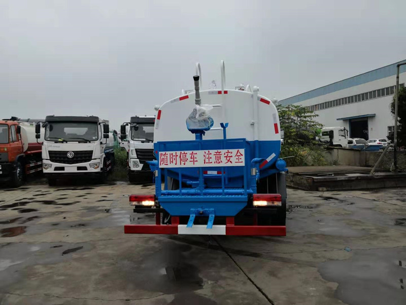 國六東風(fēng)凱普特8噸灑水車廠家報價