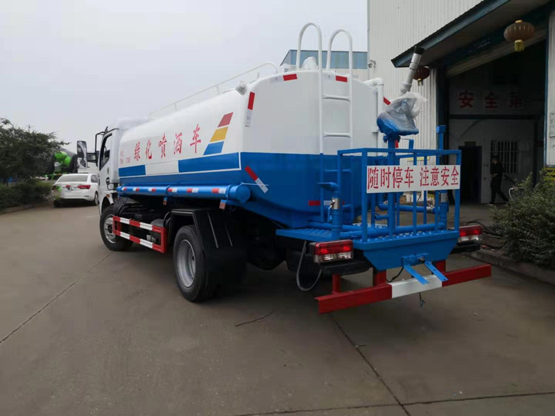 國六東風(fēng)凱普特8噸灑水車廠家報價