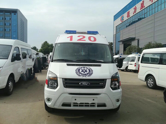 國六福特新世代V348長軸中頂救護(hù)車