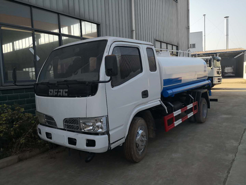 二手五噸灑水車