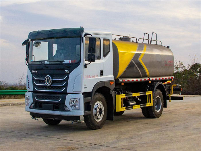 國(guó)六東風(fēng)華神T5 15方灑水車_灑水車廠家