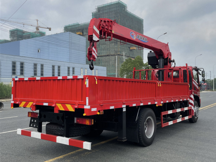 國(guó)六東風(fēng)暢行DV3單排 8噸隨車吊_隨車吊廠家