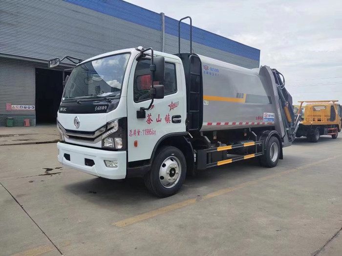 國六東風(fēng)多利卡10方壓縮垃圾車_10方壓縮垃圾車價(jià)格_壓縮垃圾車廠家_程力壓縮垃圾車廠